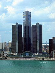 180px-RenCen.JPG