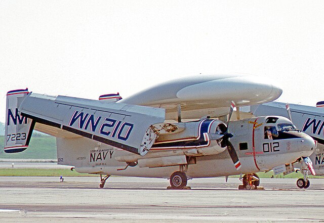 640px-Grumman_E-1B_147223_RVAW-110_JAX_19.07.76_edited-2.jpg