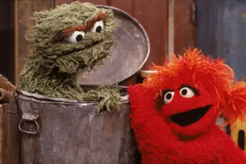 _104762649_oscarthegrouch.jpg.webp