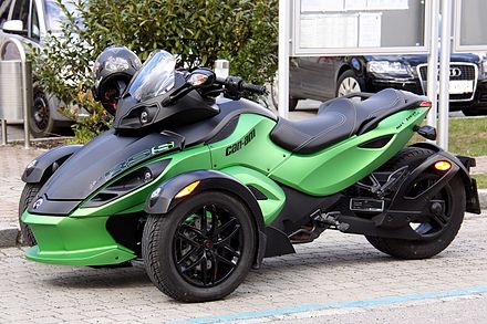 440px-Can-Am_Spyder_RSS_%2803%29.jpg