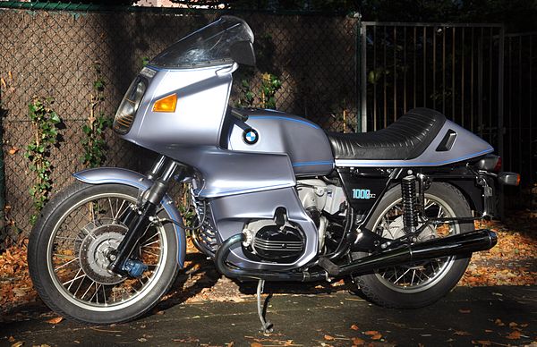 600px-BMW_R100RS.jpg